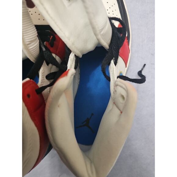 Nike Air Jordan 1 Mid \